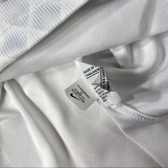 ⛅️ Nike Inter Milan 18/19 Away Jersey (XL) - Picture 6 of 8